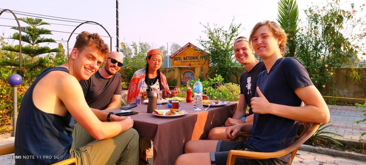 Hotel National Park- A Peaceful Family Home Where You Can Stay Peace And Enjoy And Organize The Wildlife Safari Chitwan Eksteriør bilde