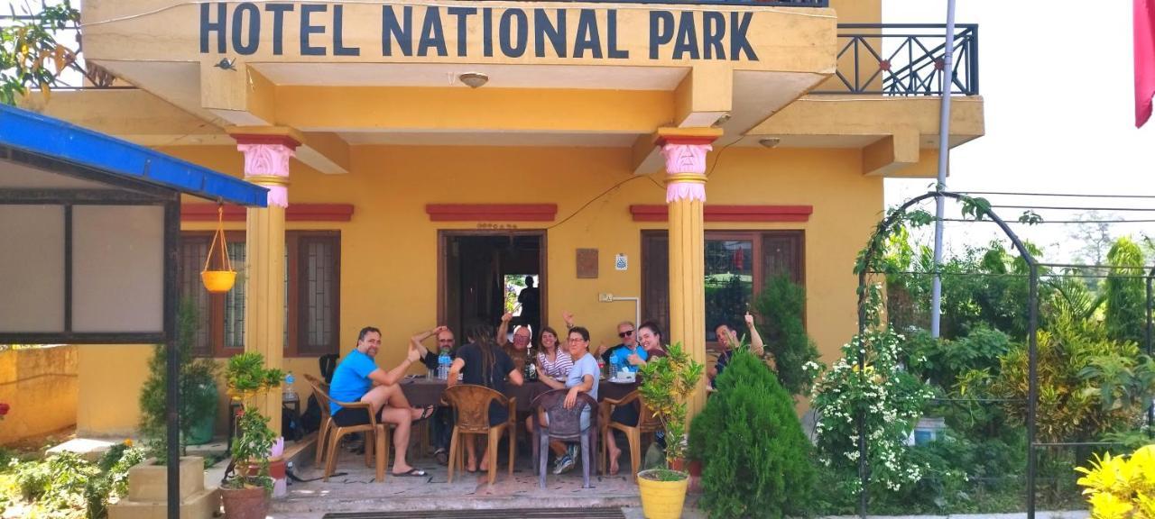 Hotel National Park- A Peaceful Family Home Where You Can Stay Peace And Enjoy And Organize The Wildlife Safari Chitwan Eksteriør bilde